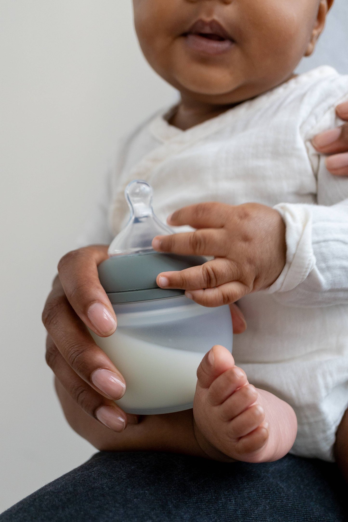 Nappflaska nyfödd Sand 150 ml (0–24 månader) – Élhea | BPA-fri & Antikolik