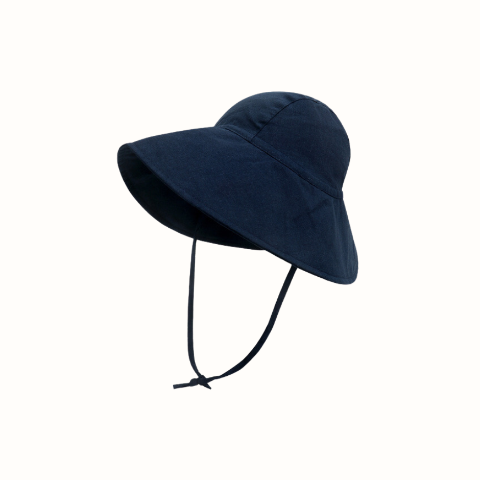 Storbrättad solhatt för bebisar och småbarn till vår/sommar! Bucket Hat i bomullslinne för stranden från 2m-4år