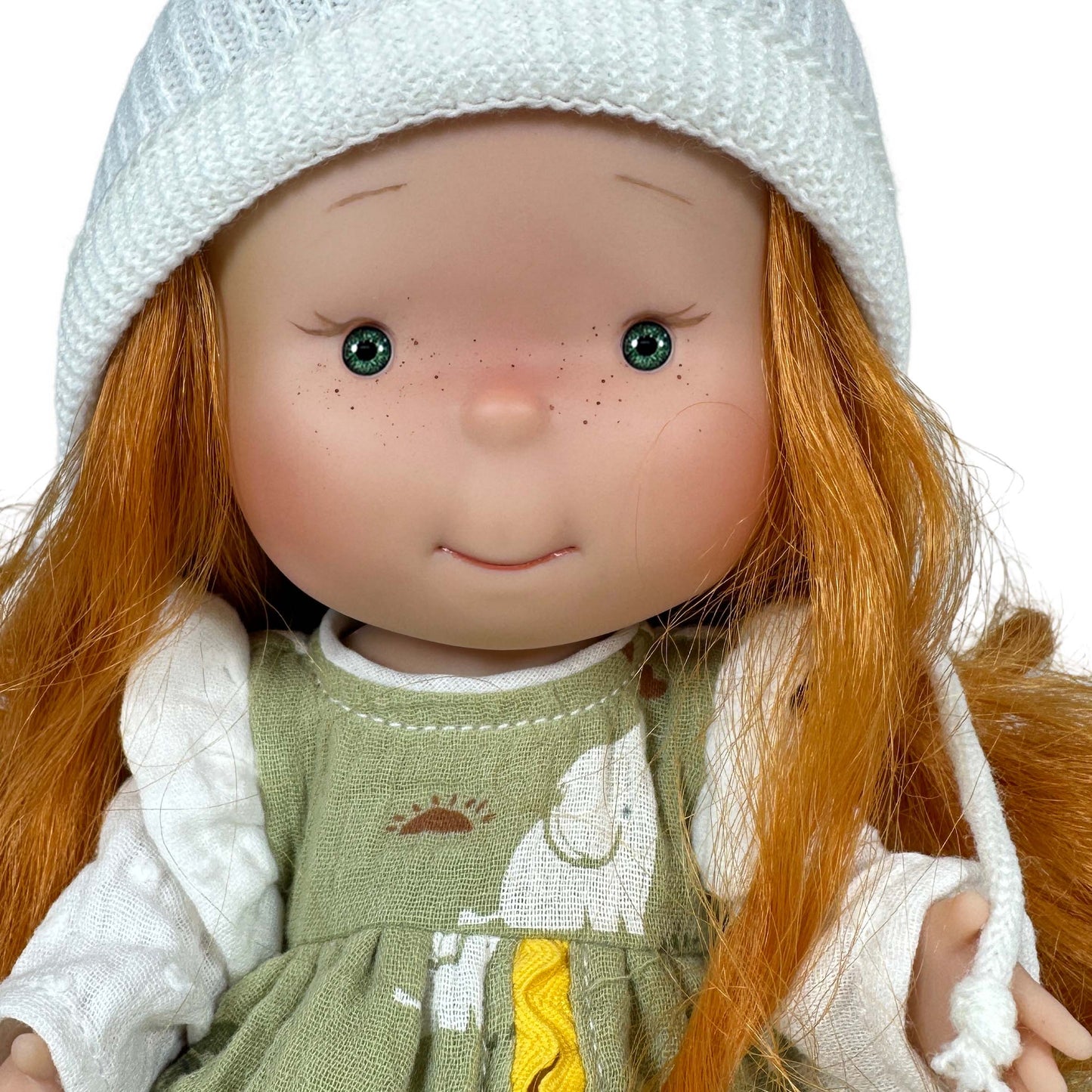 Handgjord vinyldocka – PIPPA Countryside, 30 cm
