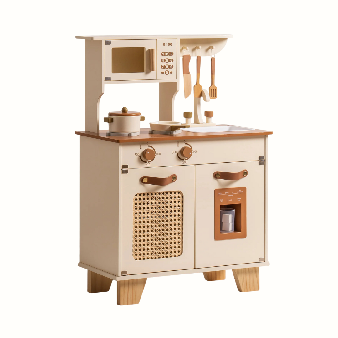 Barnkök i trä med tillbehör – Mocha Montessori kök med ismaskin | CE-märkt