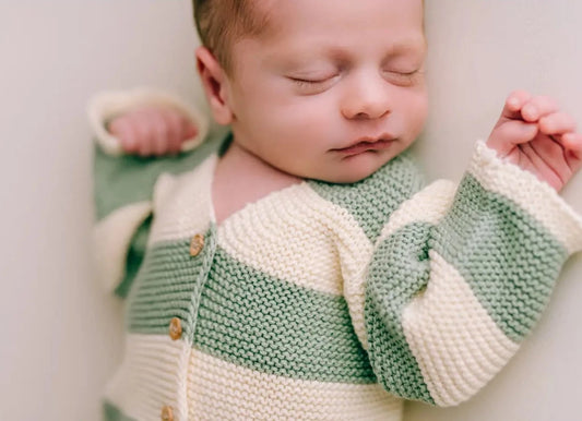 Nyfödd Cardigan Länkar Mint-Ecru - Ekologisk Bomull, Stickad Jacka med Olivträknappar