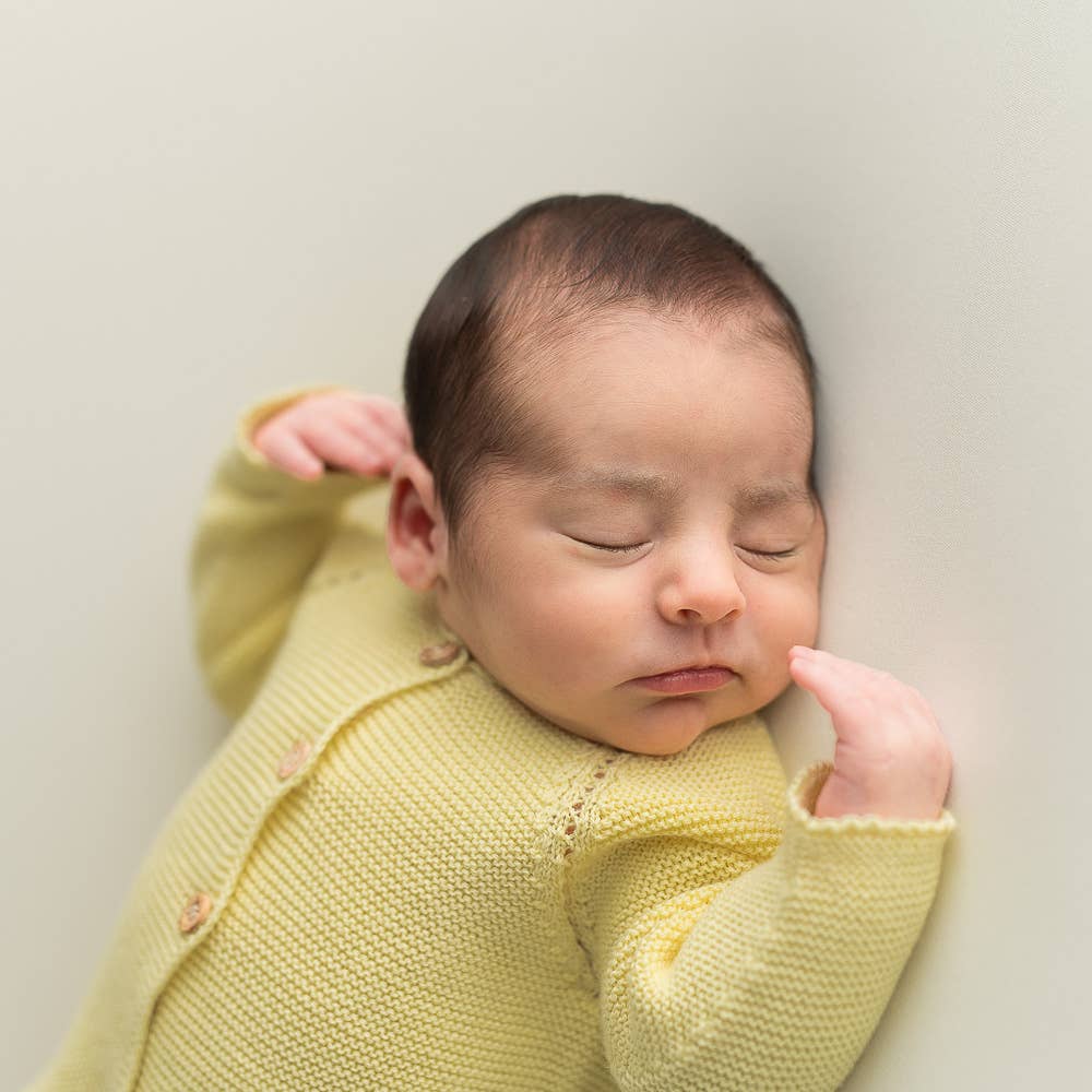 Nyföddset i Ekologisk Bomull – Mjuk Gul (Jacka & Byxa) | 0–1 M & 3–6 M | Tillverkad i Barcelona