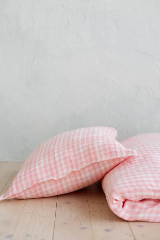 Påslakanset barn – Pink Gingham i mjuk muslin (85×125 + 40×60 cm)