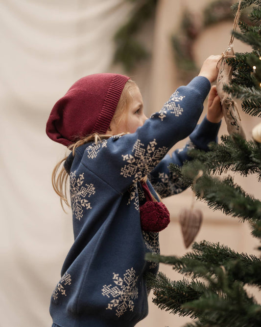 Jultröja Barn – Snöflingor i Blå | Ekologisk Stickad Tröja från Köpenhamn