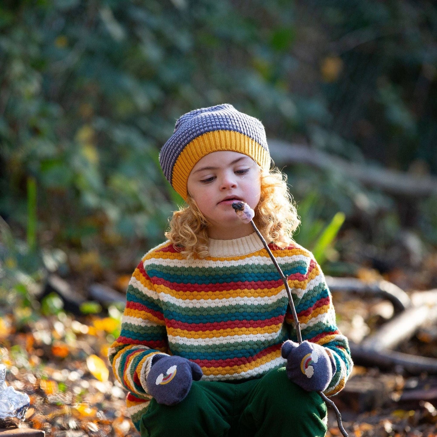 Stickad tröja barn – Honeycomb Rainbow (ekologisk bomull) | Little Green Radicals