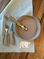 Barnservett Spitzberg med isbjörn – Sylvie Thiriez – detaljbild 3