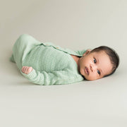 Stickad babyjacka Soft Green | Micu Micu – produktbild 5