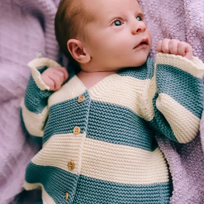 Nyfödd Cardigan Länkar Jeans-Ecru - Ekologisk Bomull, Stickad Jacka med Olivträknappar