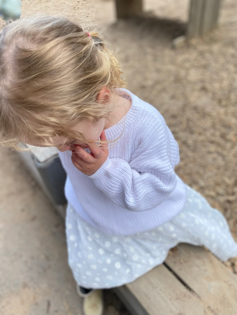 Stickad oversized tröja i bomull – barn – BaraBaby – detaljbild 14