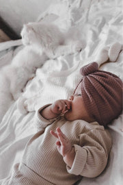 Turbanmössa med rosett för baby – BaraBaby – detaljbild 4