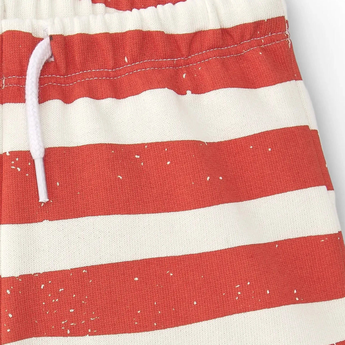 Randiga sommarshorts i bomull – röd/vit – BaraBaby – detaljbild 2
