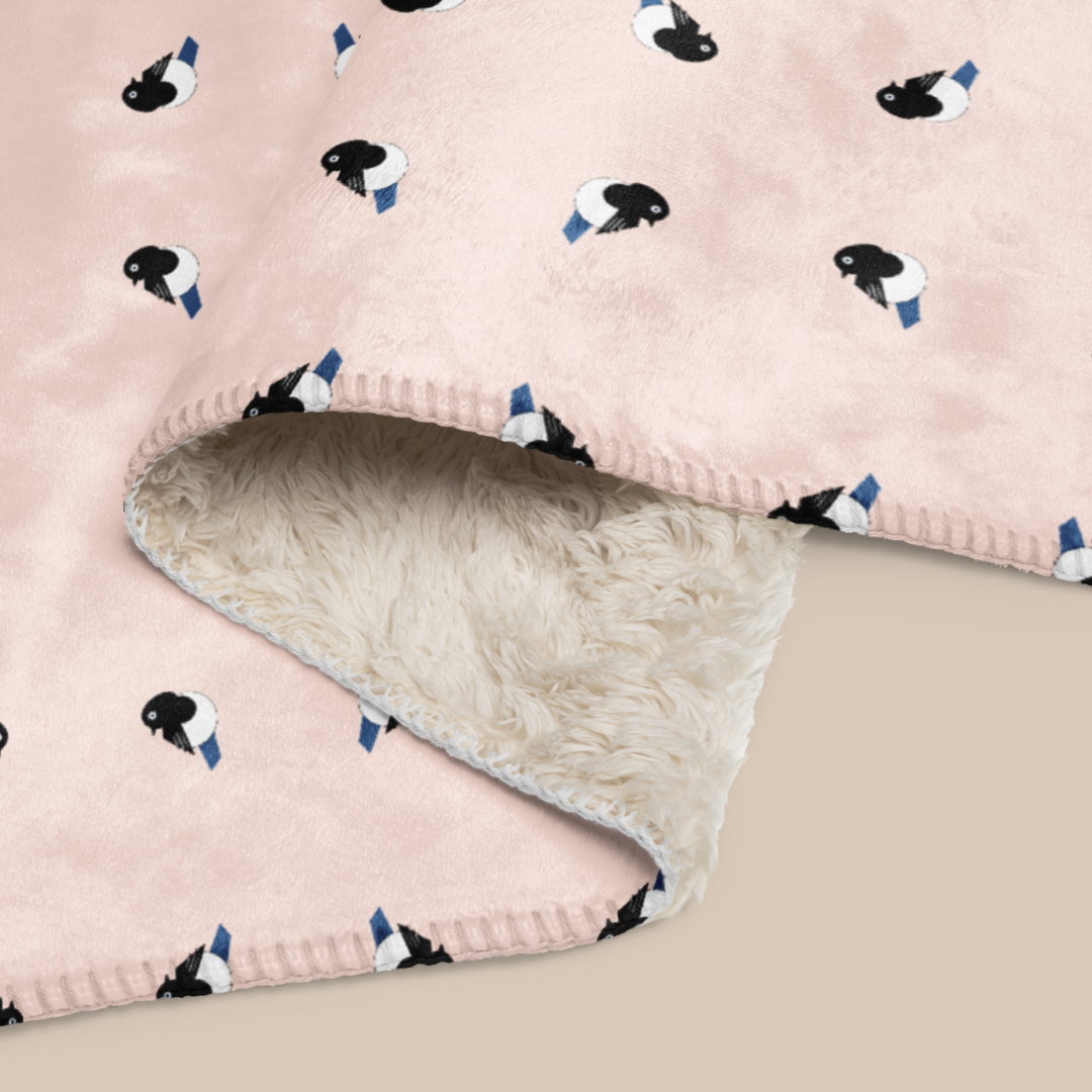 Barababy Newborn sherpa blanket in Pink