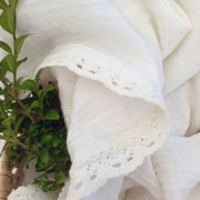 Ekologisk muslinfilt med spets – Vit – Summerville organic – detaljbild 4