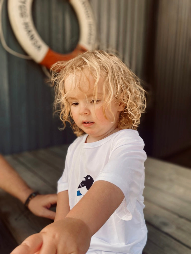 Oversized barn-T-shirt Skata – vit – BaraBaby