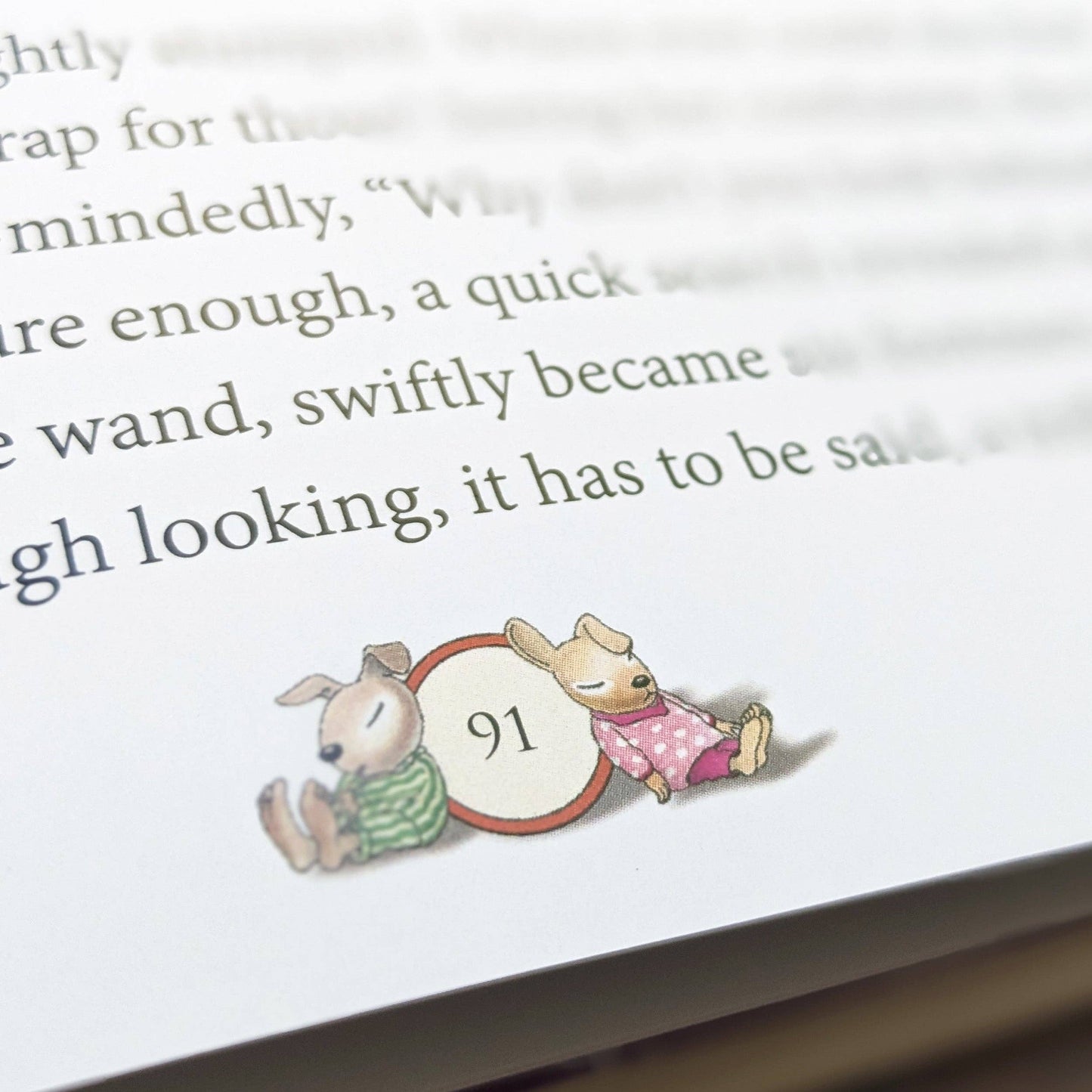 Illustrerad sagobok – A Treasury of Bedtime Stories (klassiska godnattsagor för barn - på engelska))