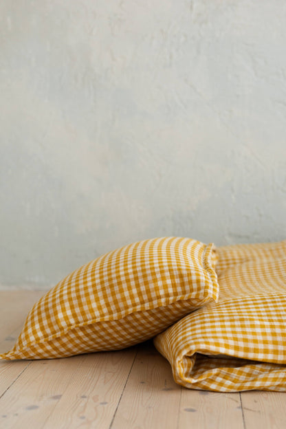 Ekologiskt Barnpåslakanset i Muslin – Mustard Gingham | TISU – Rutigt 100% Bomull