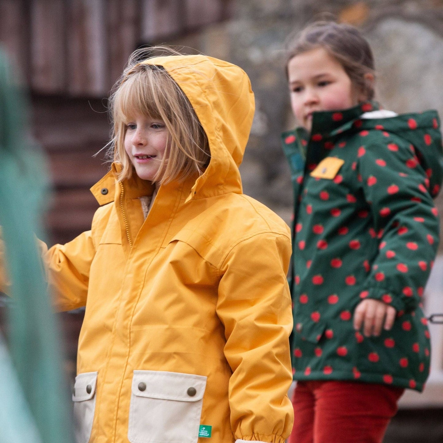 Vinterjacka barn – Gold Recycled Waterproof (100% återvunnen & vattentät 5 000 mm) | Little Green Radicals