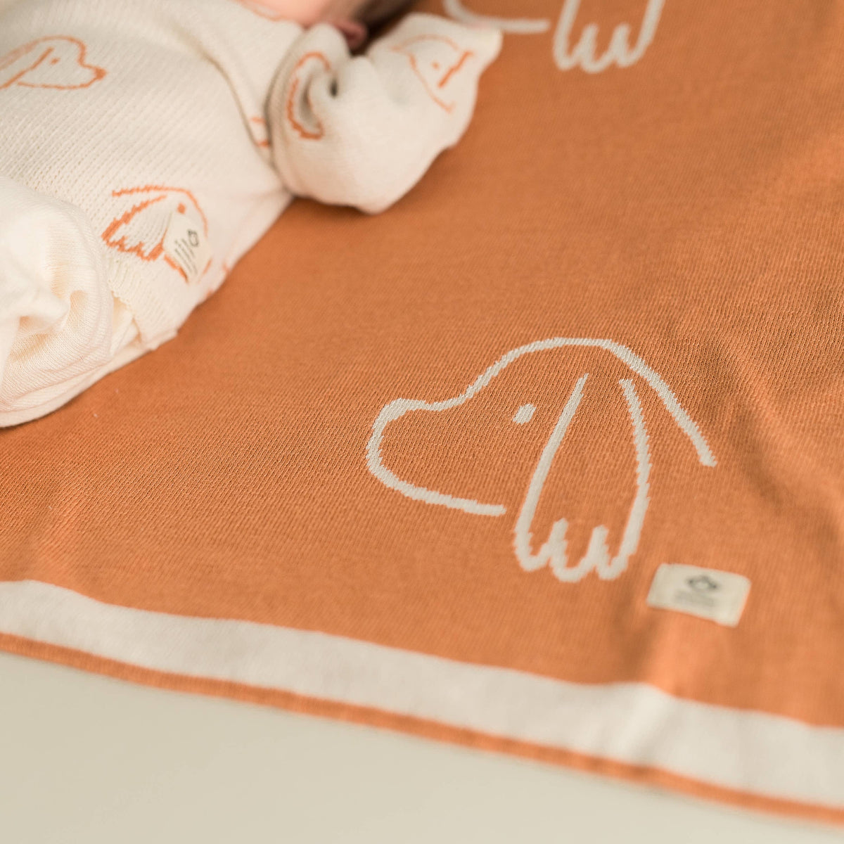 Babyfilt ekologisk bomull – Ecru Dogs