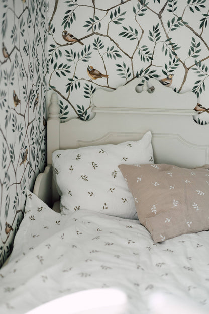Ekologiskt Baby Påslakanset i Muslin – Cream Leaves | TISU – 100% Bomull