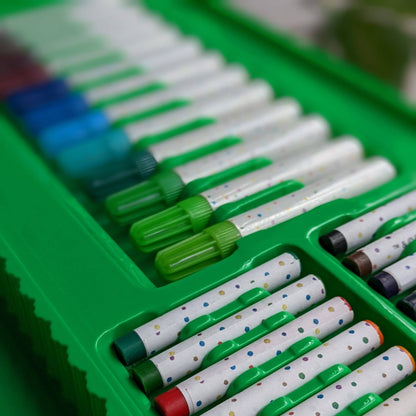 Eric Carle målar- och konstnärsset för barn – 87 delar (The Very Hungry Caterpillar)