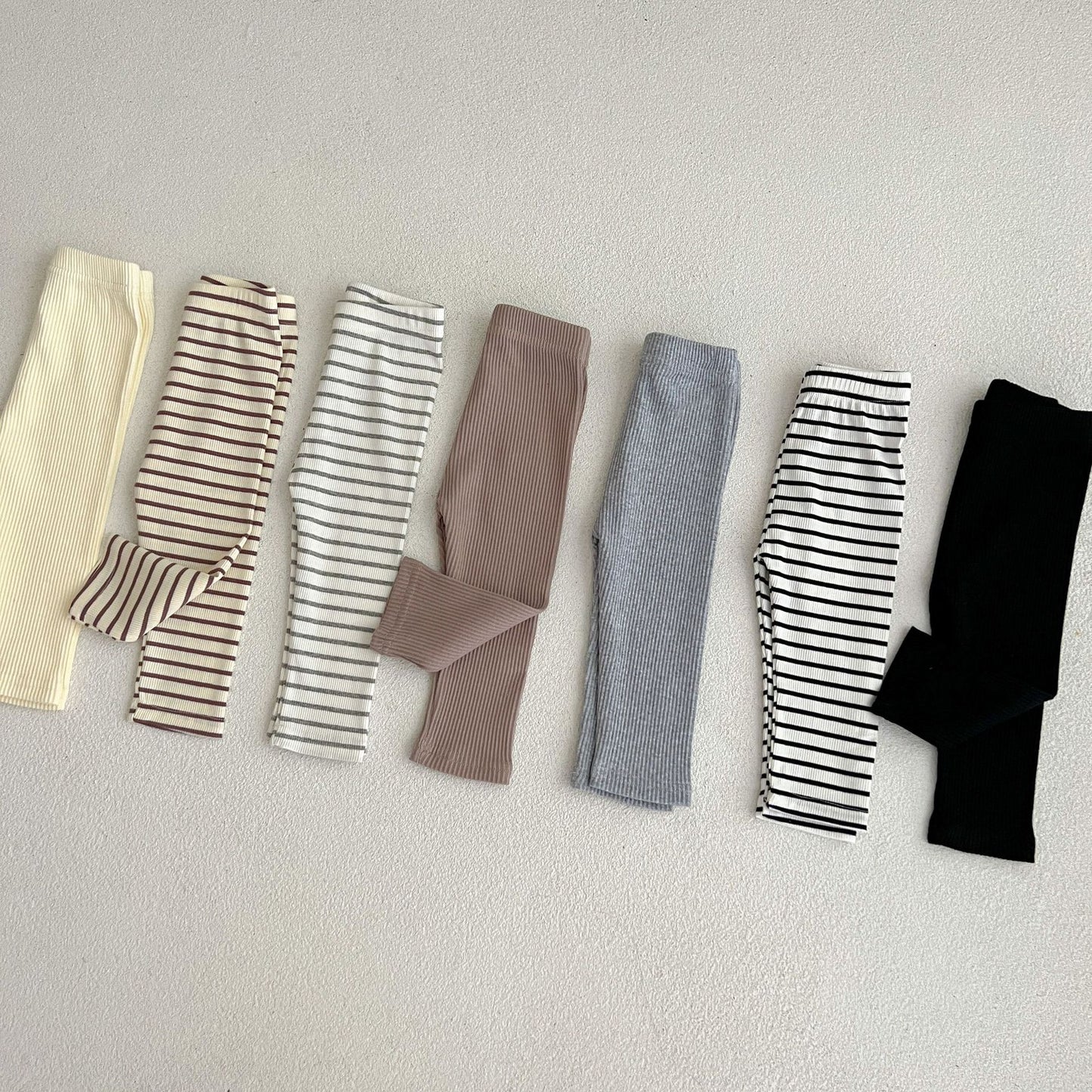 Baby Enfärgade Leggings – Flickornas Målmatchande Randiga Skinny Byxor i Bomull med Elastiskt Slim-fit för Barn, Stretch Trousers för Nyfödda Pojkar