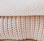 Stickad oversized tröja i bomull – barn – BaraBaby – detaljbild 2