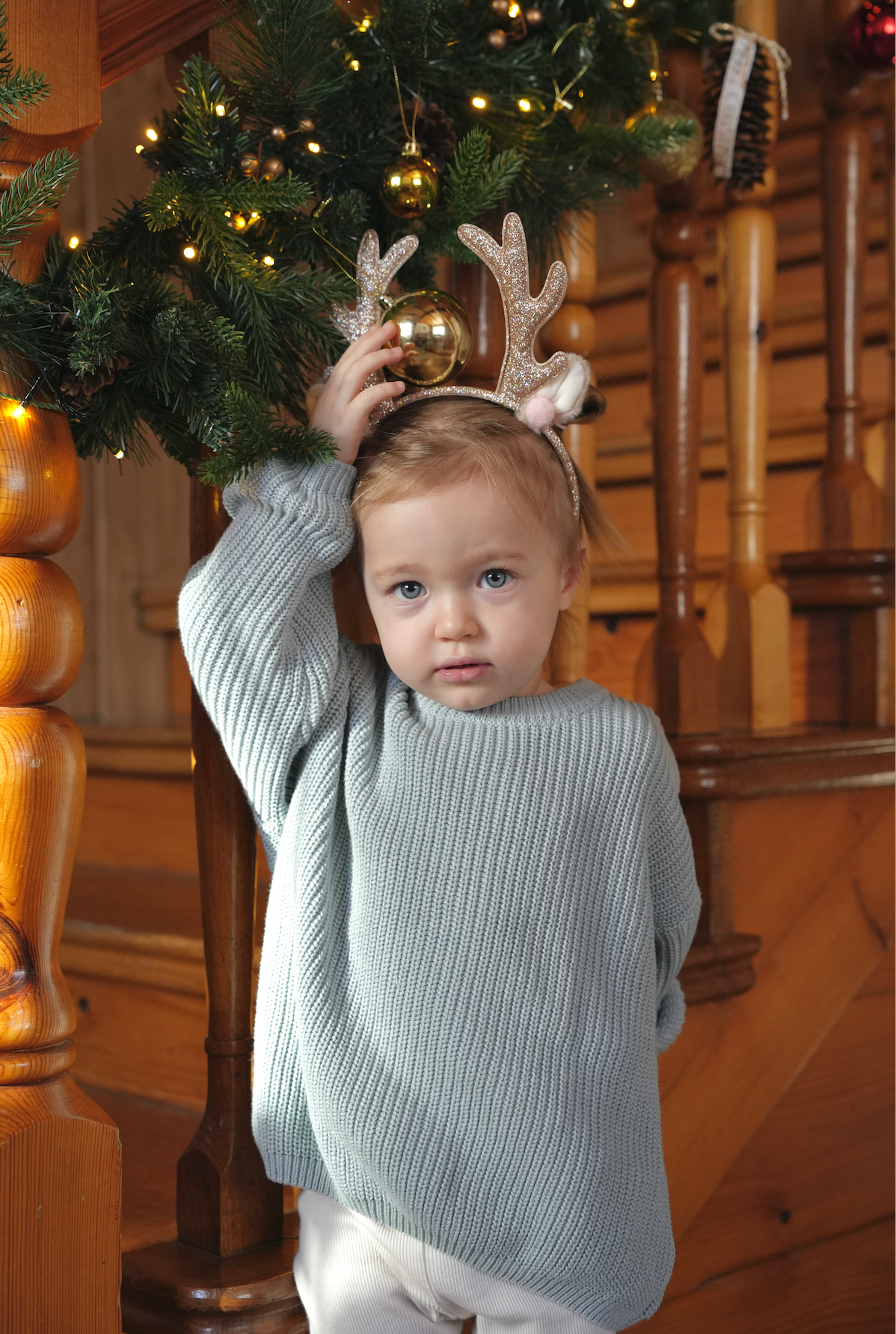 Cozy and Stylish Cotton Knit Sweaters for Toddlers in Beautiful Colors and Oversize Fit 