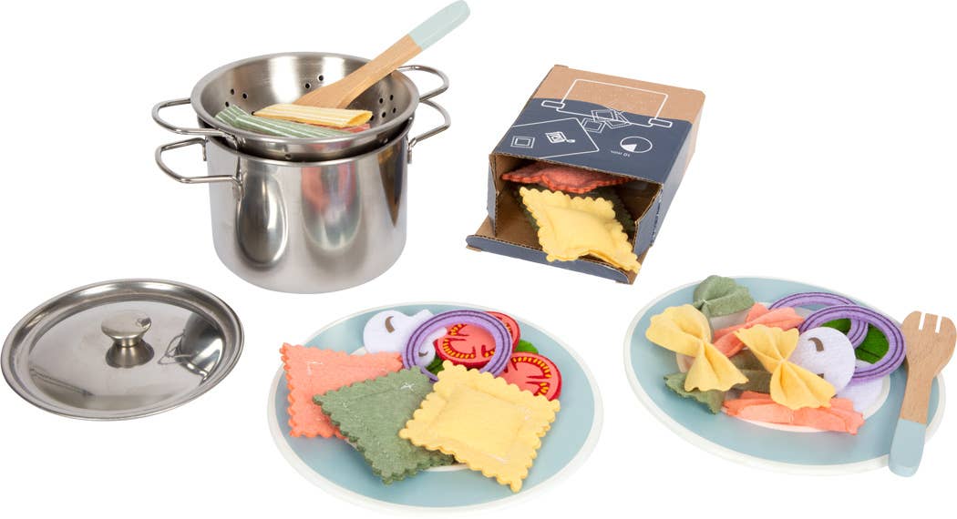 Pasta Chef Set – leksaksmat & kökstillbehör i trä/filt