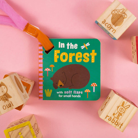 Barnvagnsbok med filtflikar – In the Forest