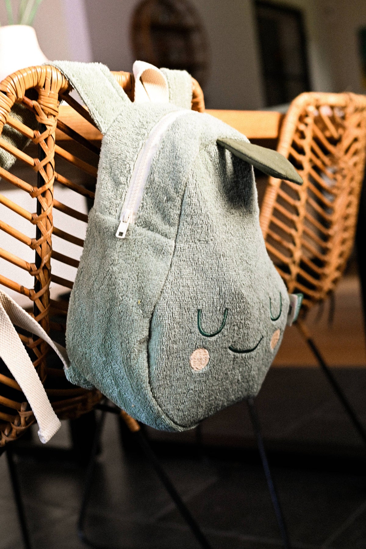 Barnryggsäck Pedro Pear i frotté – the cotton cloud – detaljbild 3