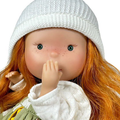 Handgjord vinyldocka – PIPPA Countryside, 30 cm