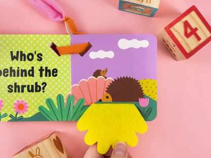 Barnvagnsbok med filtflikar – In the Forest