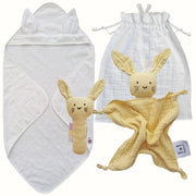 Ekologisk presentbox till nyfödd Rabbit Sun Yellow med badcape, snuttefilt och skallra