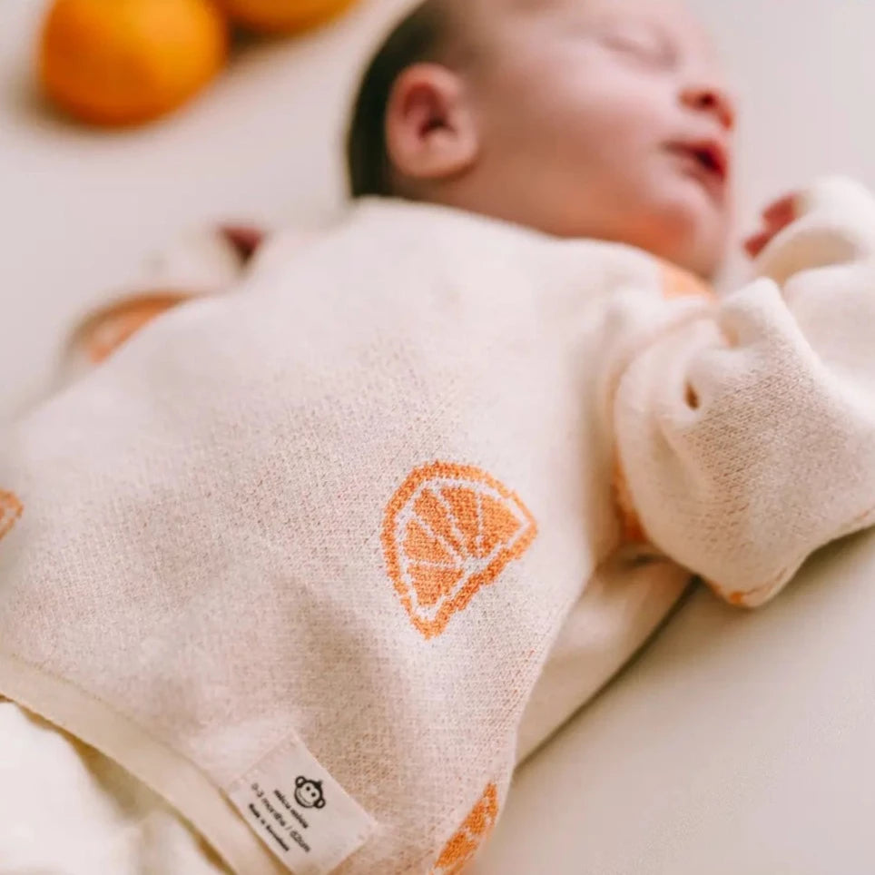 Nyföddset Oranges Garden – ekologisk bomull – BaraBaby