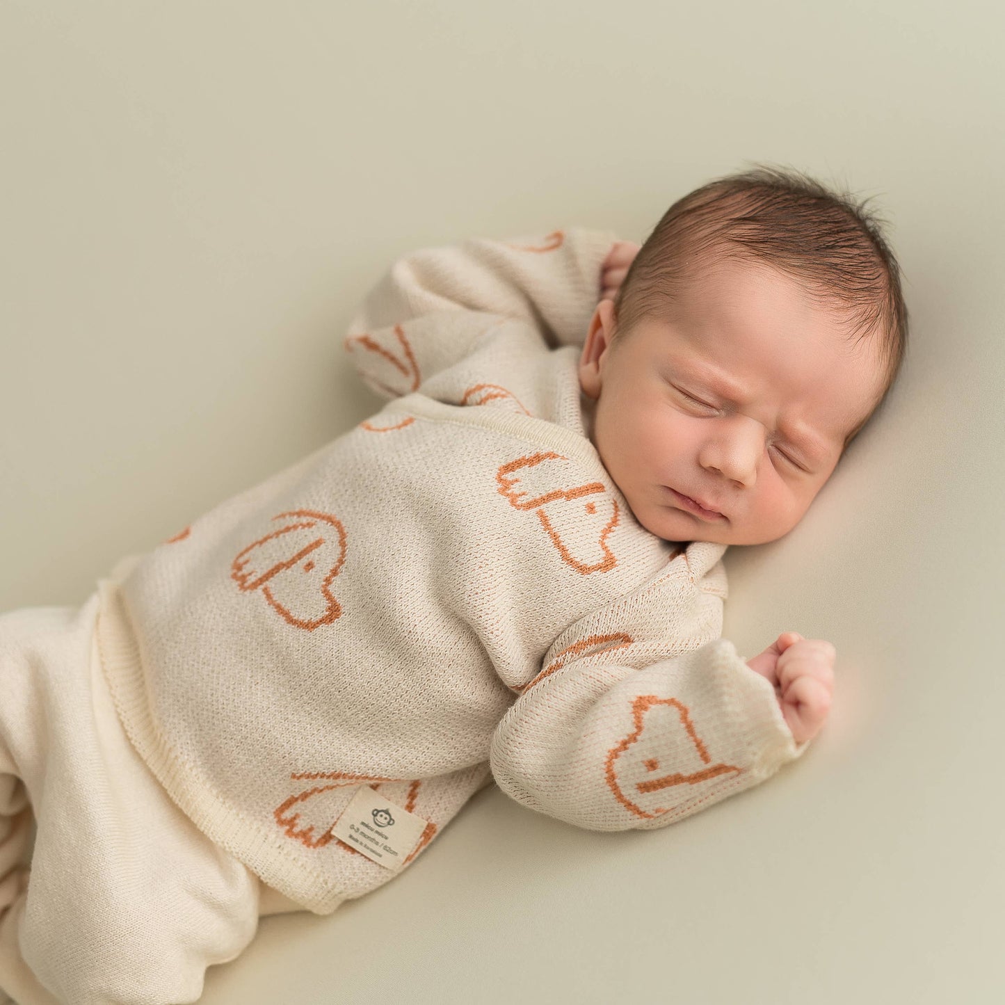 Babyset Nyfödd Ecru Dogs – 4-delat Startpaket i Ekologisk Bomull | Micu Micu